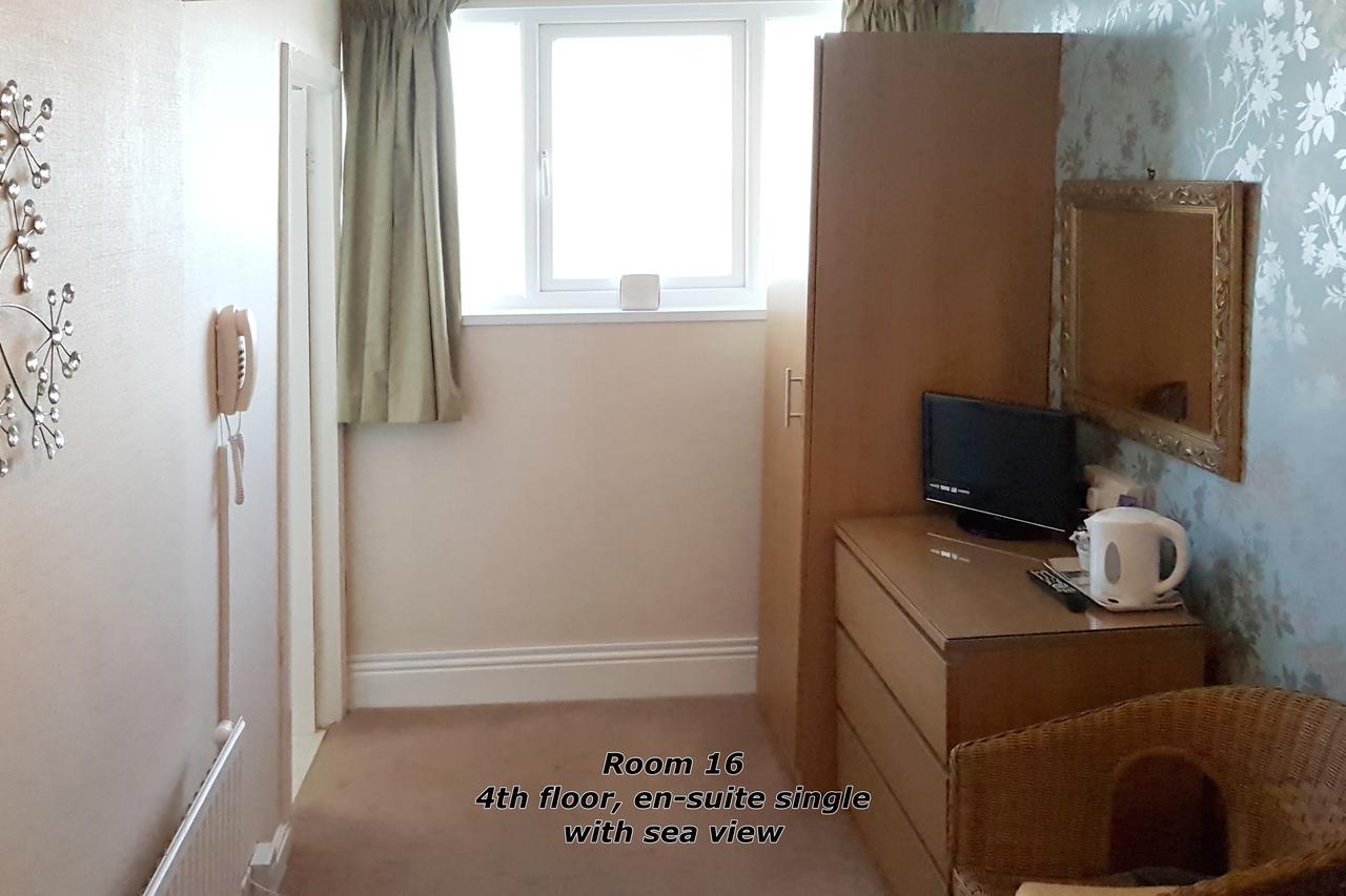 The Paragon - Guest Accommodation Скарбъро Екстериор снимка