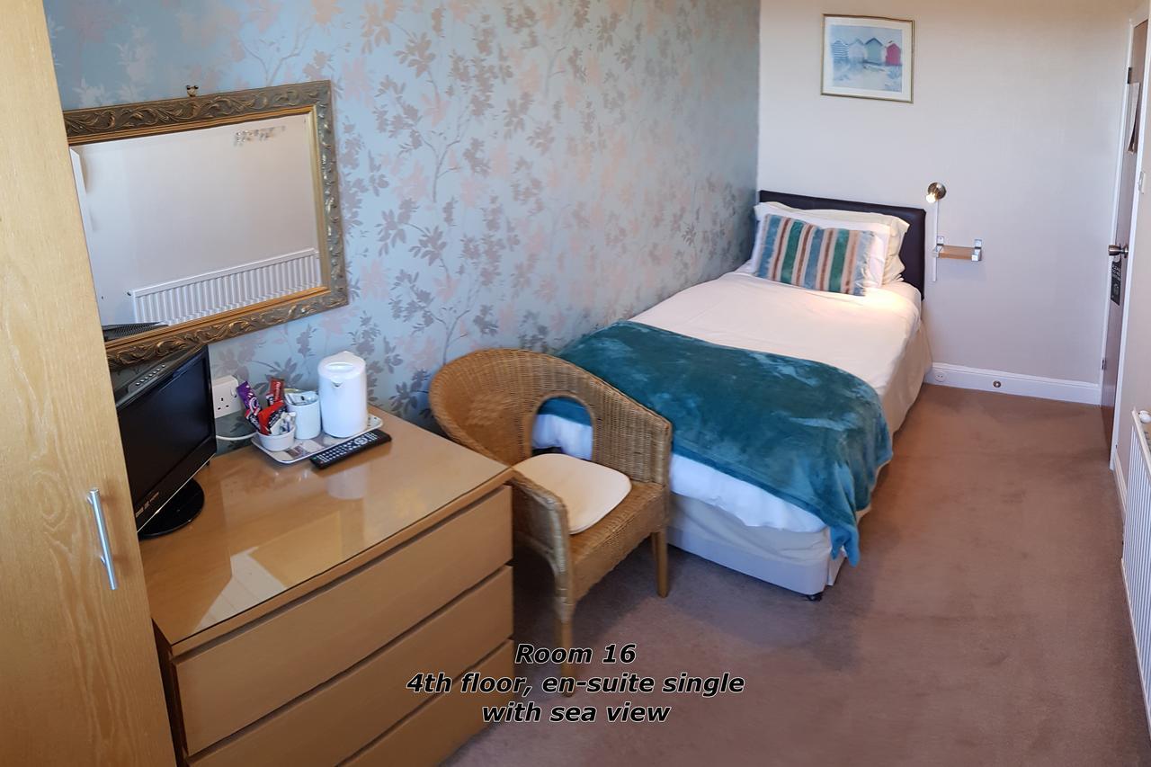The Paragon - Guest Accommodation Скарбъро Екстериор снимка